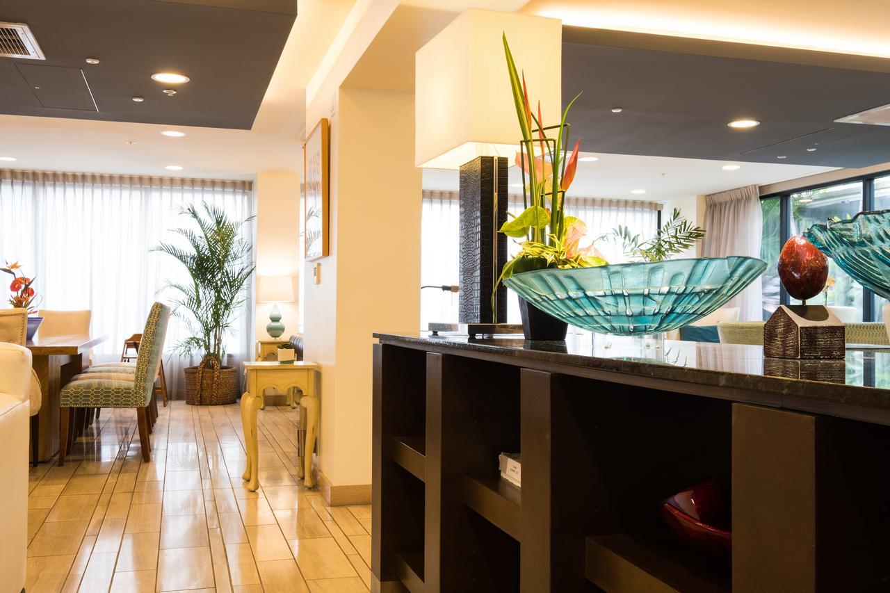Vive Hotel Waikiki Honolulu Exterior photo